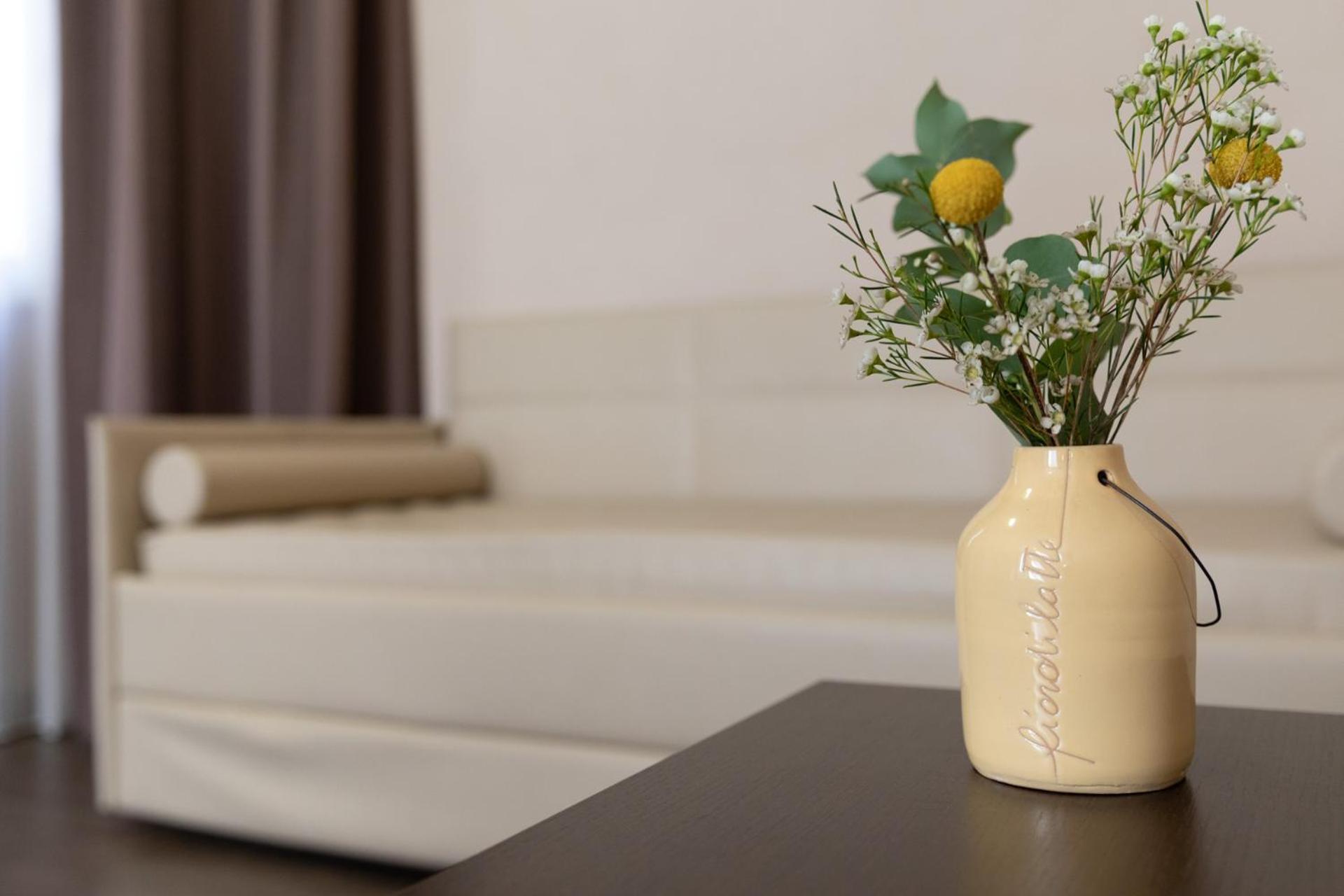 Gimmi Hotel Римини Екстериор снимка